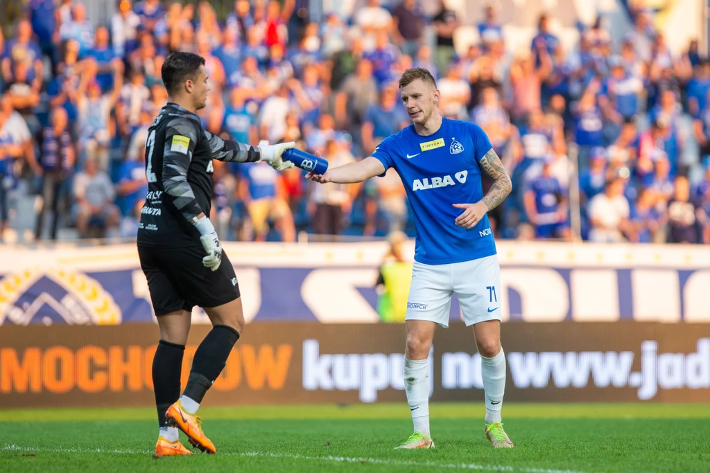 Fortuna Puchar Polski: Ruch - Górnik. O której mecz? Gdzie transmisja w tv i stream online? Na zdjęciu Jakub Bielecki i Remigiusz Szywacz (Ruch) Fortuna Puchar Polski: Ruch - Górnik. O której mecz? Gdzie transmisja w tv i stream online? Na zdjęciu Jakub Bielecki i Remigiusz Szywacz (Ruch)
