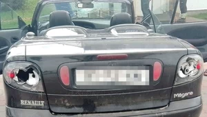 Zdemolowane auto