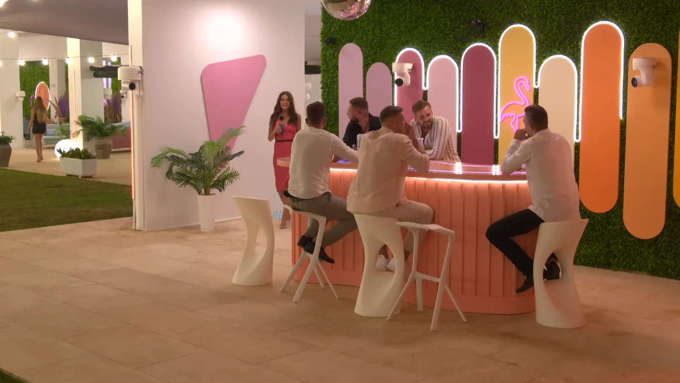 "Love Island. Wyspa miłości" "Love Island. Wyspa miłości"