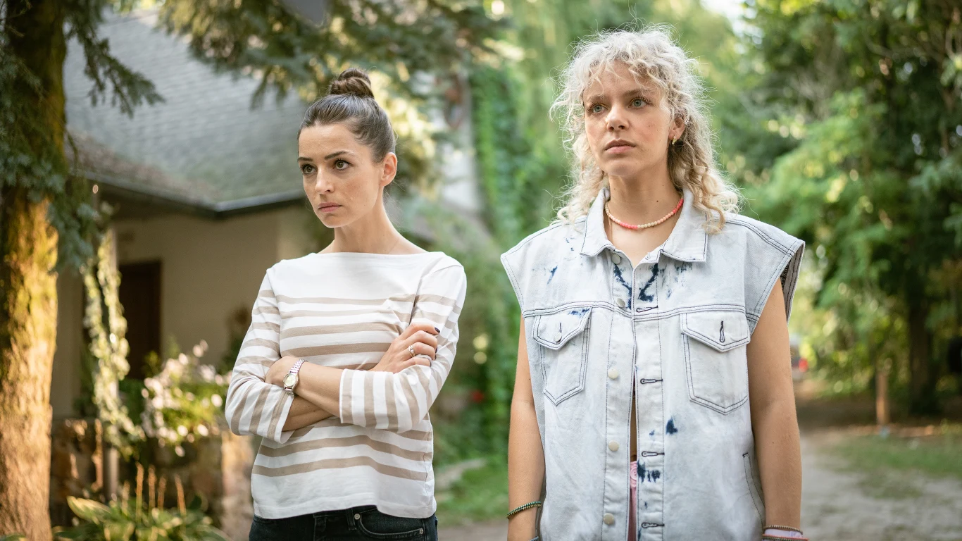 Agnieszka Więdłocha i Vanessa Alexander w filmie "Klątwa" Agnieszka Więdłocha i Vanessa Alexander w filmie "Klątwa"