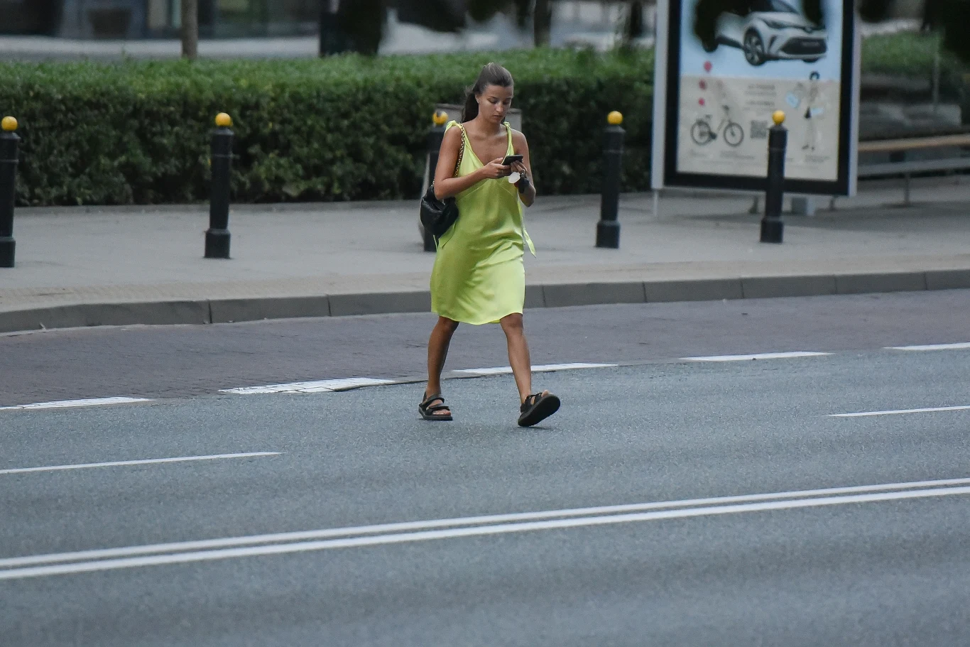 Za takie zachowanie Julia Wieniawa mogłaby dostać mandat