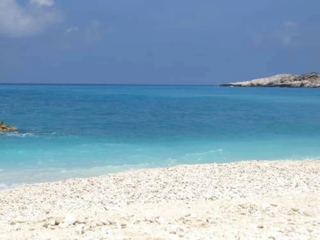 Zabranie kamyków z greckiej plaży może być kosztowne Zabranie kamyków z greckiej plaży może być kosztowne