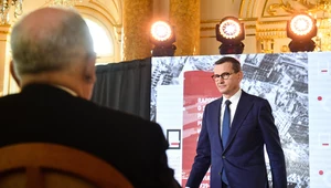 Premier Mateusz Morawiecki podczas prezentacji raportu o reparacjach wojennych od Niemiec