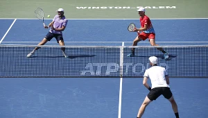 Wściekły Polak rzucił rakietę na kort. Awans w US Open jednak wywalczył