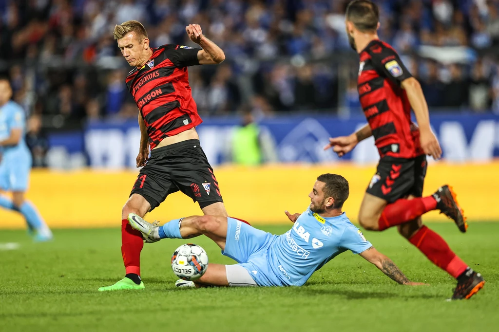 Kadr z meczu Ruch Chorzów - Górnik Zabrze