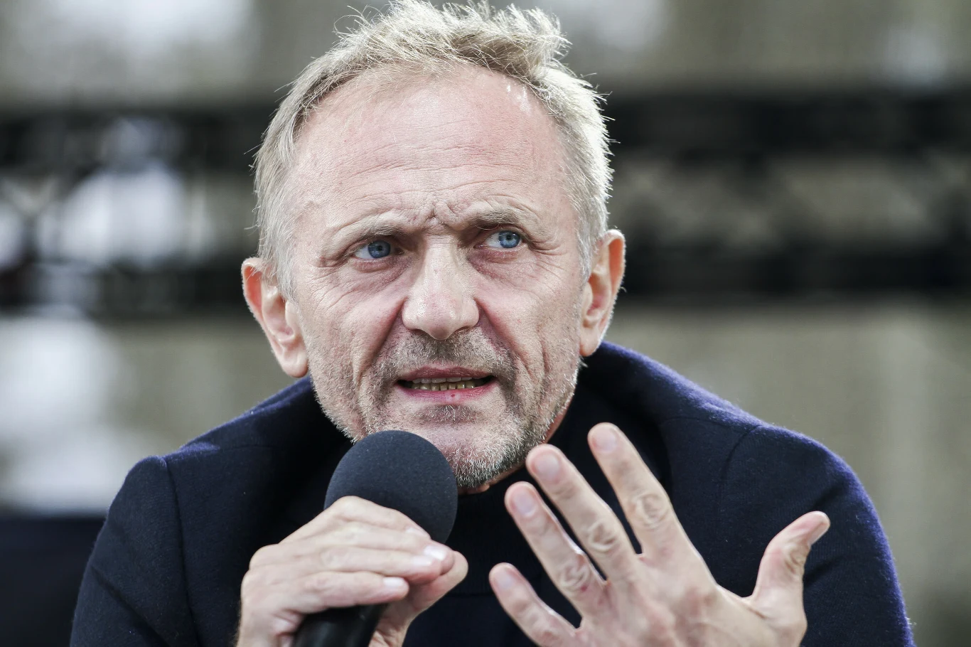 Andrzej Chyra zdnenerwowany pytaniem o przemoc w teatrze Andrzej Chyra zdnenerwowany pytaniem o przemoc w teatrze