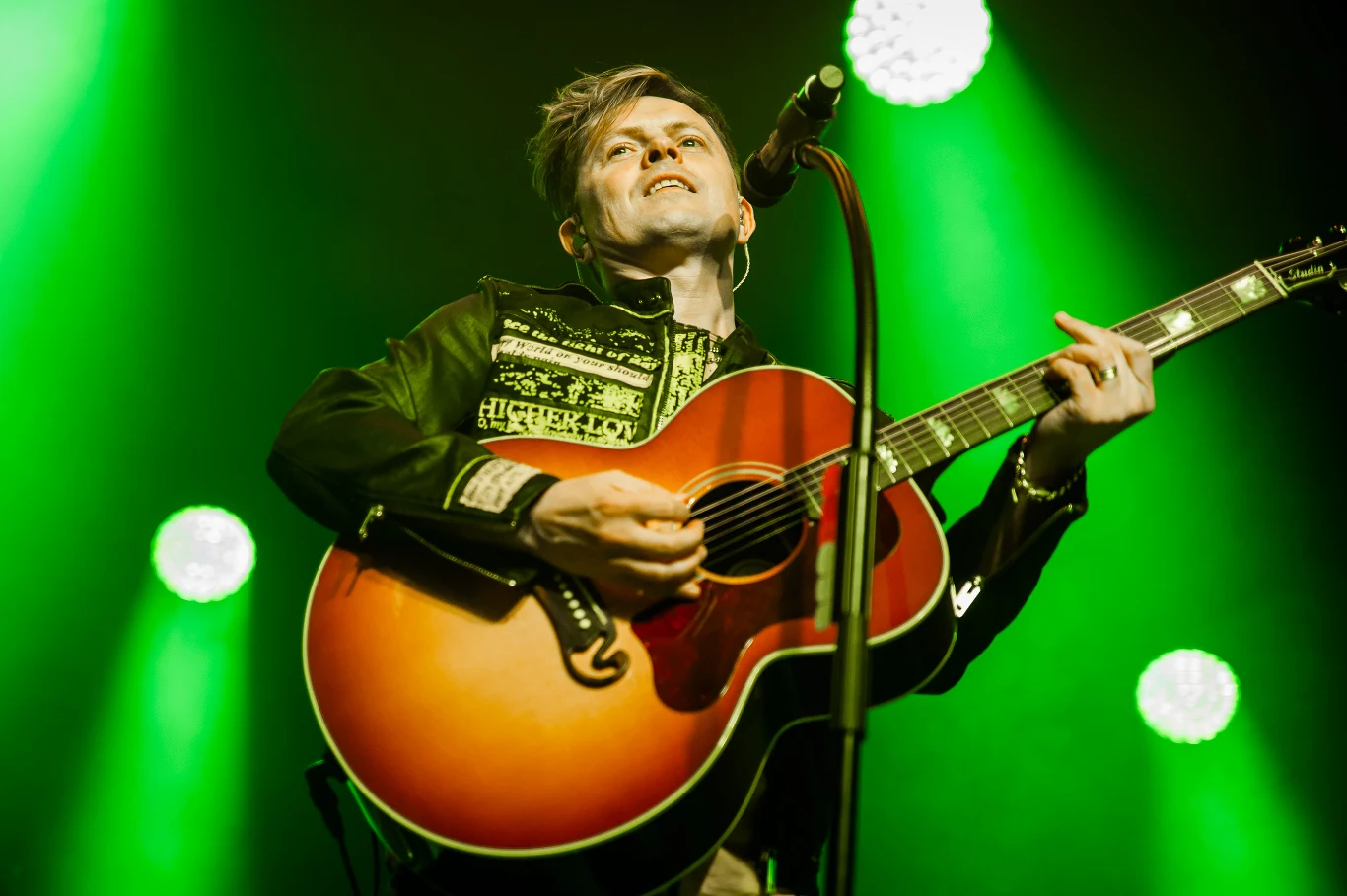 Zobacz zdjęcia z koncertu Michaela Patricka Kelly'ego w Warszawie! Zobacz zdjęcia z koncertu Michaela Patricka Kelly'ego w Warszawie!