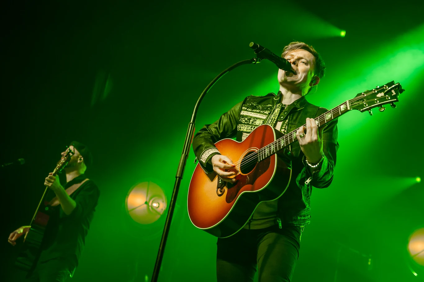 Zobacz zdjęcia z koncertu Michaela Patricka Kelly'ego w Warszawie! Zobacz zdjęcia z koncertu Michaela Patricka Kelly'ego w Warszawie!