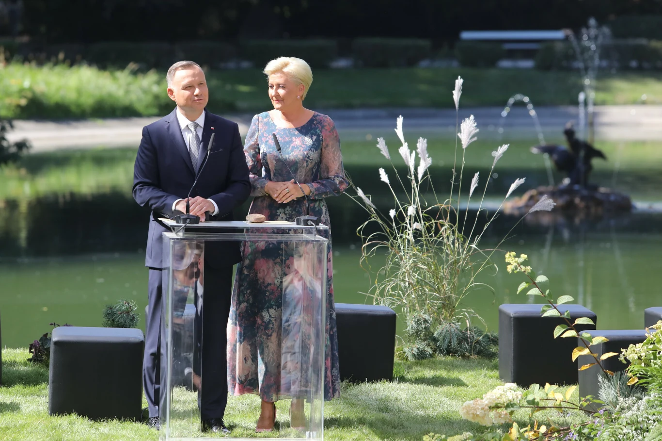 Agata Duda zadała szyku w Ogrodzie Saskim w Warszawie Agata Duda zadała szyku w Ogrodzie Saskim w Warszawie