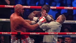 Dillian Whyte (w środku) w walce z Tysonem Furym