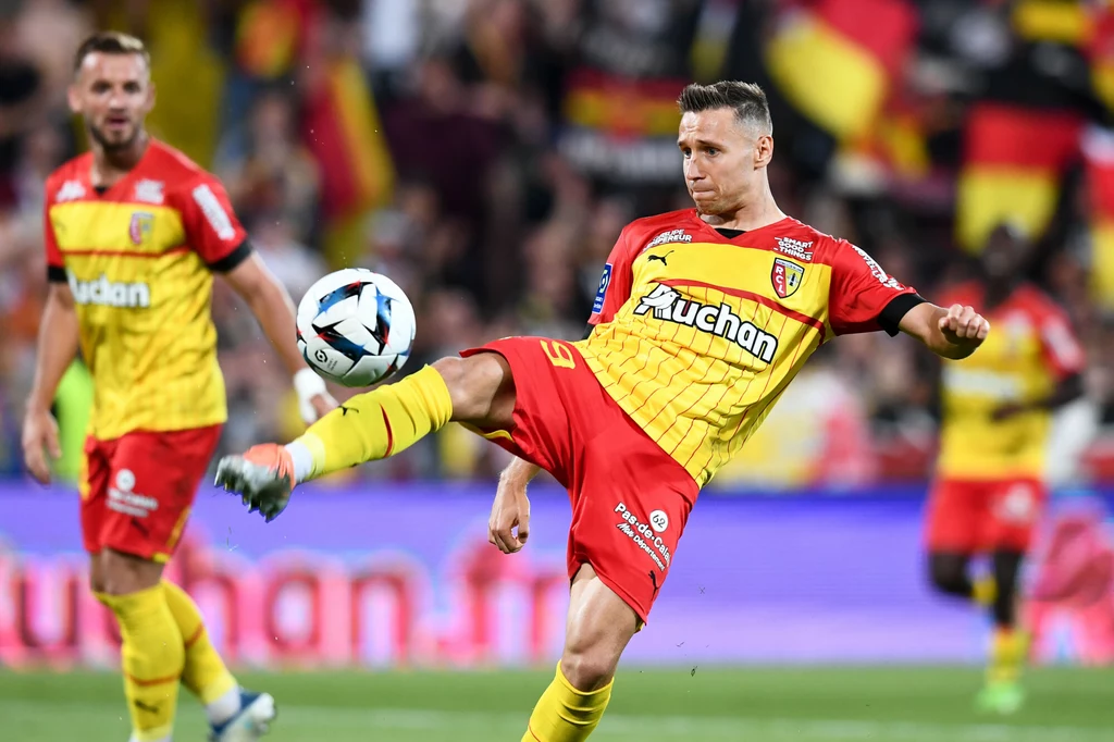 Ligue 1. Pomocnik Lens Przemysław Frankowski Ligue 1. Pomocnik Lens Przemysław Frankowski