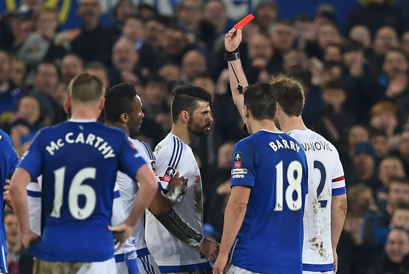 Diego Costa w czasie gry w Chelsea często ścierał się z przeciwnikami Diego Costa w czasie gry w Chelsea często ścierał się z przeciwnikami