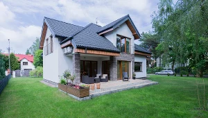 Przydomowe elektrownie wiatrowe i magazyny energii mogą zostać dofinansowane przez rząd