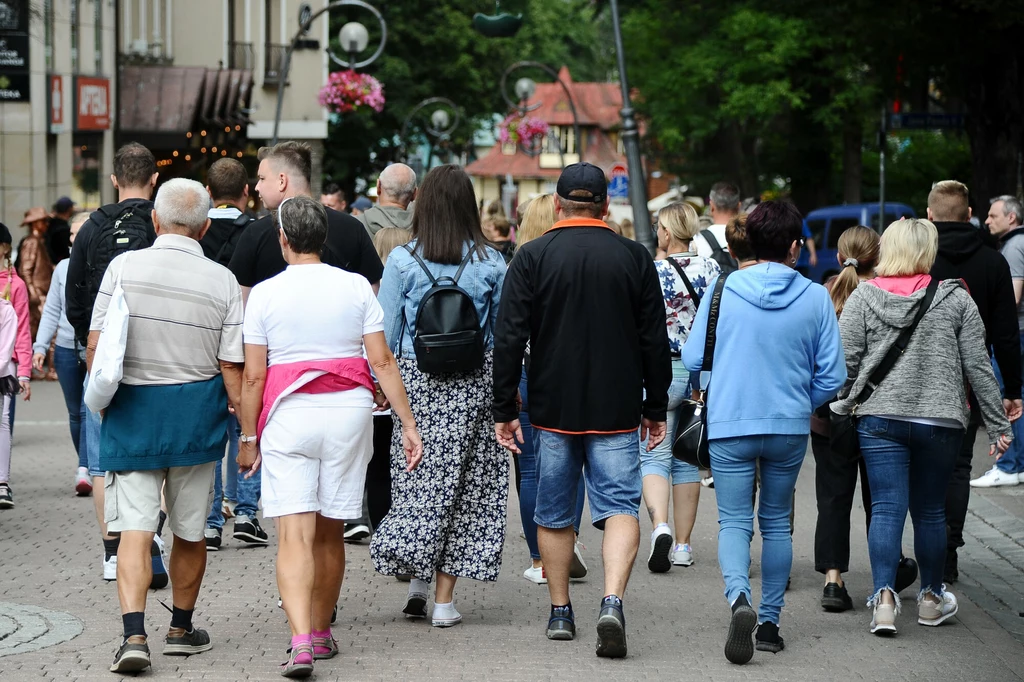 W Zakopanem turystów nie brakowało. Nie wydawali jednak pieniędzy tak chętnie jak kiedyś