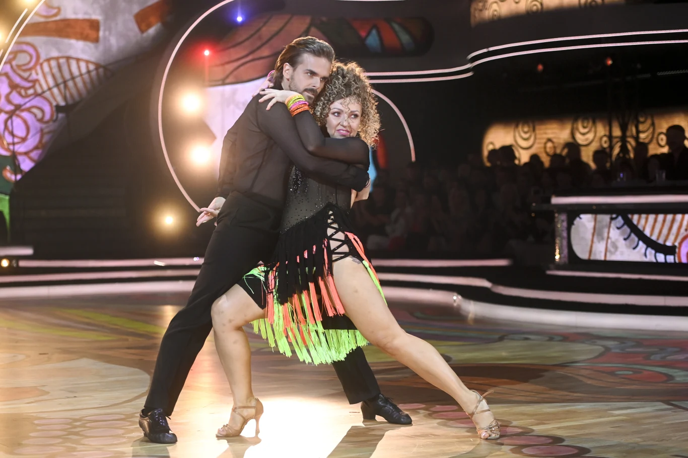 Agnieszka Litwin i Dominik Rudnicki-Sipajło w zmysłowej cha-chy Agnieszka Litwin i Dominik Rudnicki-Sipajło w zmysłowej cha-chy