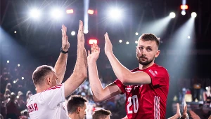 Polski siatkarz o wewnętrznych grach kadry. “Starzy dostają łomot”