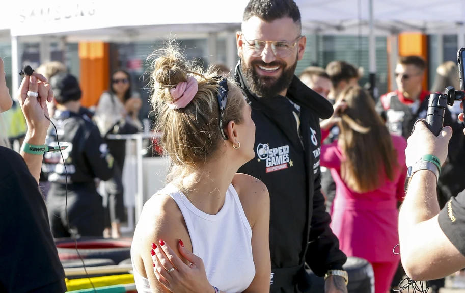 Wiktoria Gąsiewska i Wojtek Gola podczas Speed Games Wiktoria Gąsiewska i Wojtek Gola podczas Speed Games