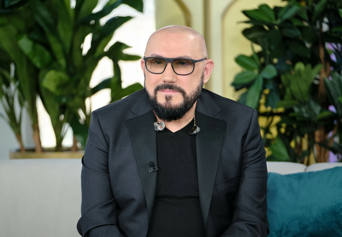 Grzegorz Skawiński jest liderem grupy Kombii Grzegorz Skawiński jest liderem grupy Kombii
