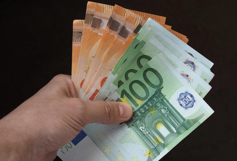 "Zmniejszacie zużycie energii, albo tracicie finansowanie"
