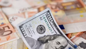 Czy dolar będzie jeszcze tańszy?