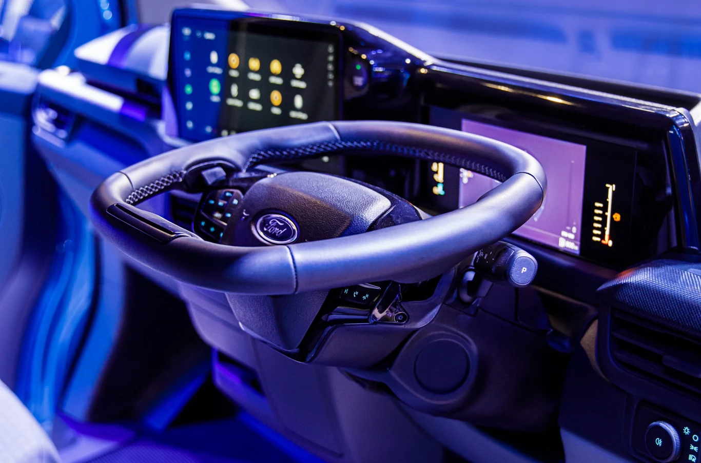 Ford E-Transit Custom