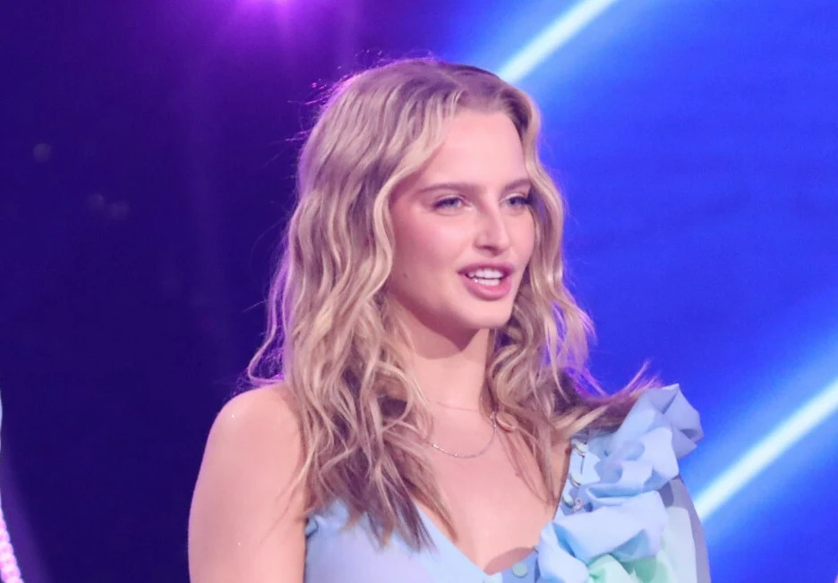 Karolina Pisarek Karolina Pisarek