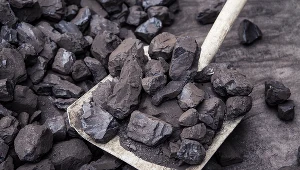 Zakaz sprzedaży węgla w Polsce rozpocznie się już w połowie 2025