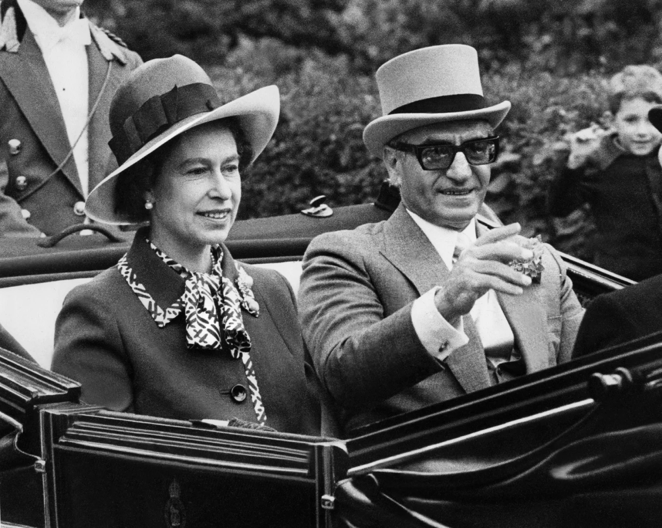 Królowa Elżbieta II i Reza Pahlavi, Szach Persji Królowa Elżbieta II i Reza Pahlavi, Szach Persji