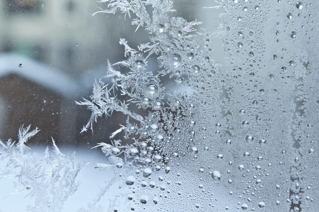 Nieszczelne okno okaże się w zimie dużym problemem