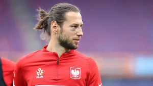 Kadra jak pudełko-niespodzianka. Oby nie okazało się puste...