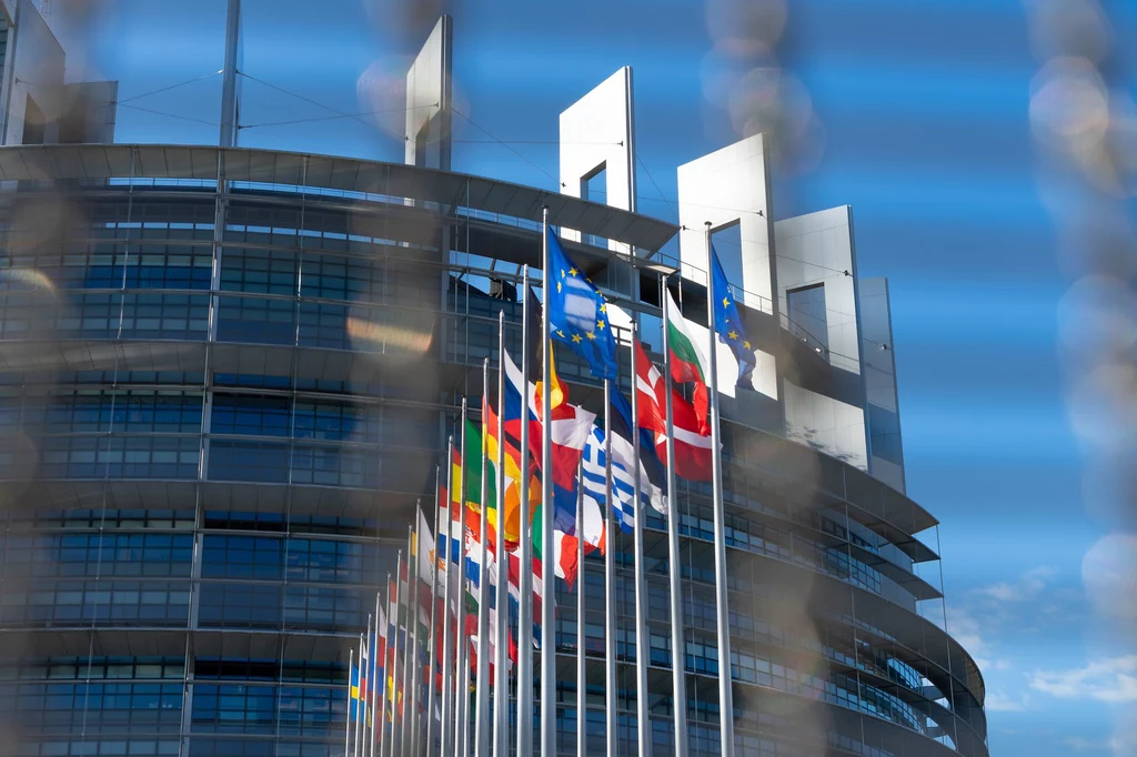 Decyzja UE ma zostać opublikowana w Dzienniku Urzędowym 9 września 2022 r. Decyzja UE ma zostać opublikowana w Dzienniku Urzędowym 9 września 2022 r.