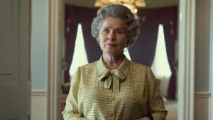 Imelda Staunton, odtwórczyni roli Elżbiety II w serialu "The Crown"