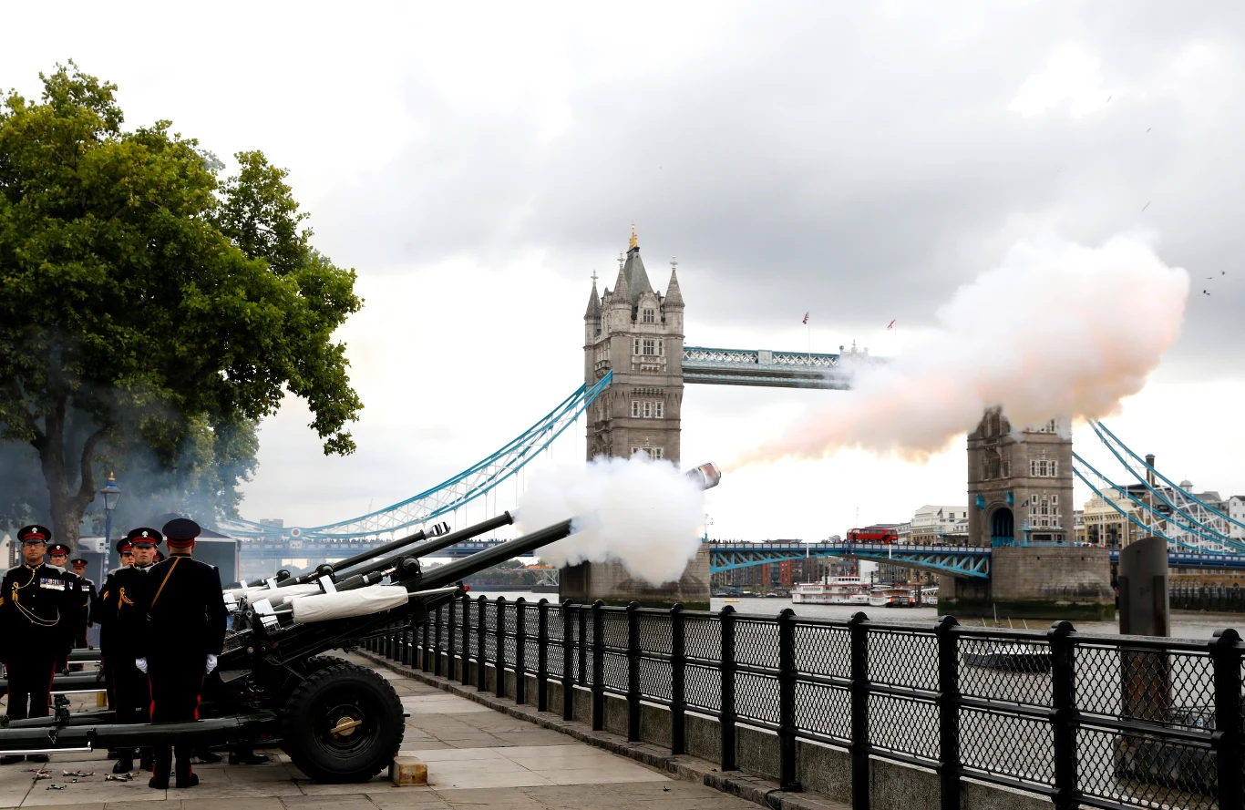 Król Karol III obejmuje panowanie Król Karol III obejmuje panowanie