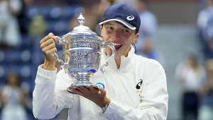 Iga Świątek pierwszą Polką z trofeum US Open