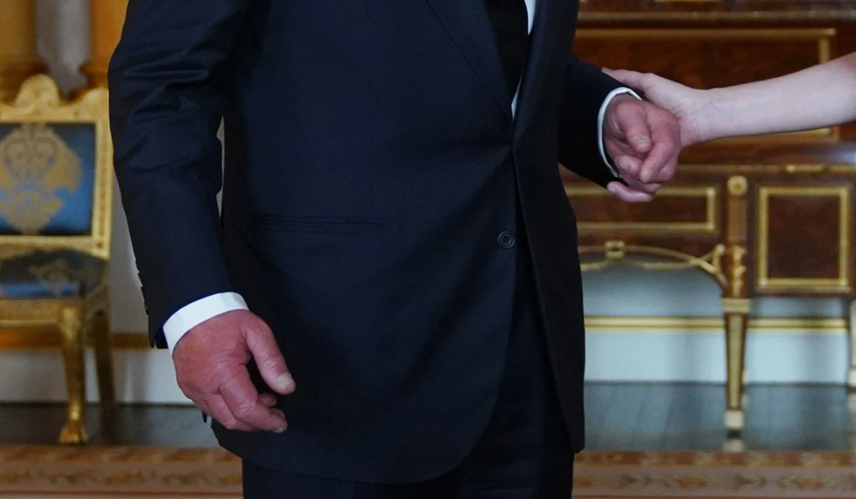 "Kiełbasiane palce" króla Karola III "Kiełbasiane palce" króla Karola III