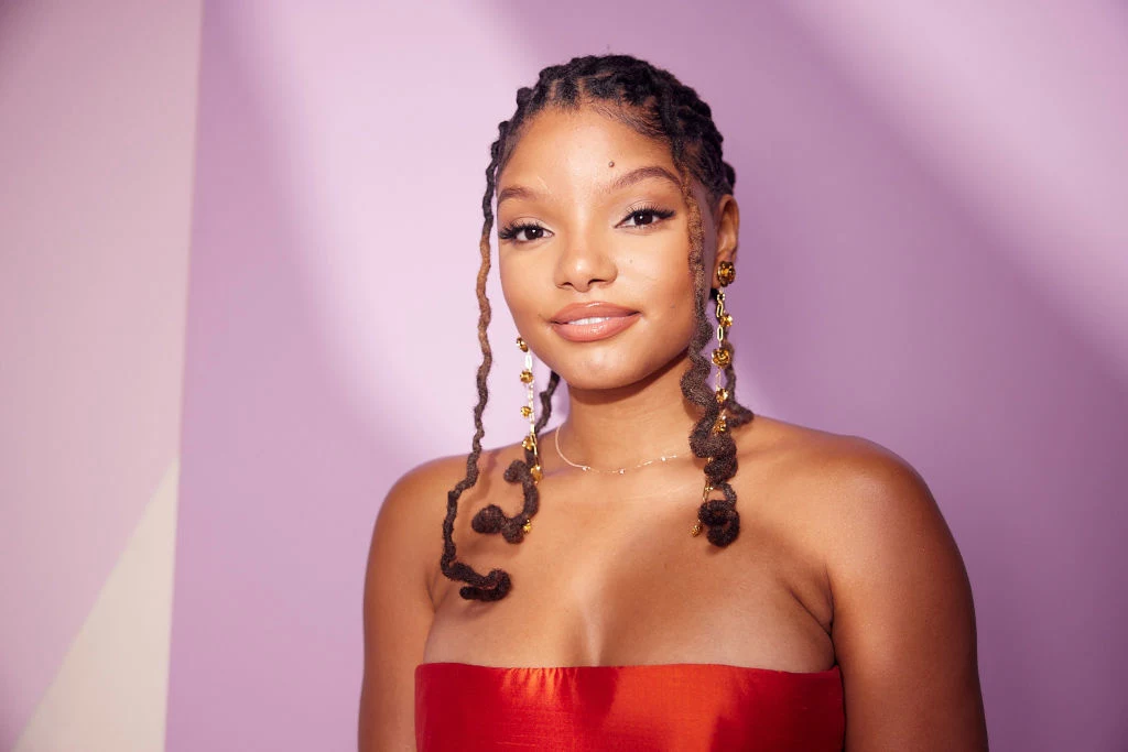 Halle Bailey zagrała Arielkę