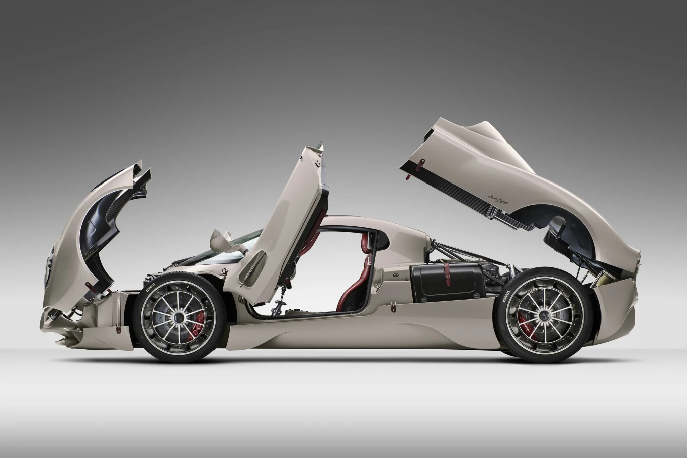 Pagani Utopia 