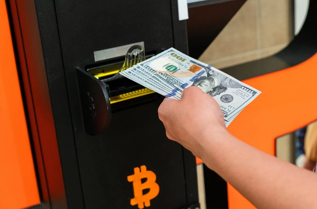 Bankomaty Bitcoin to idealny sposób prania brudnych pieniędzy