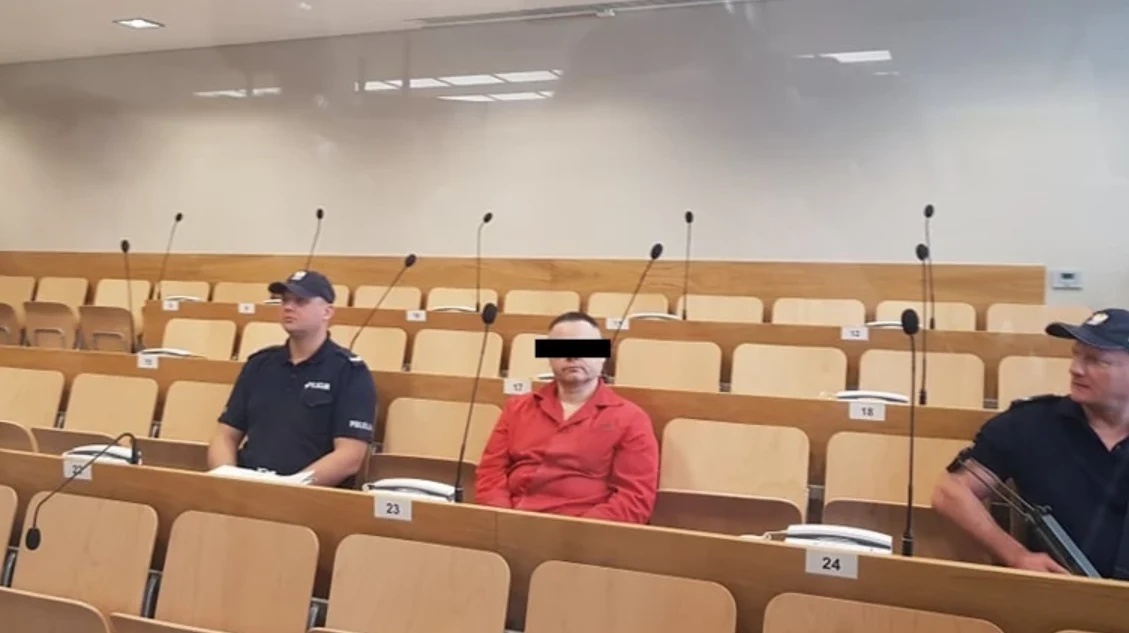 Robert J. na sali rozpraw