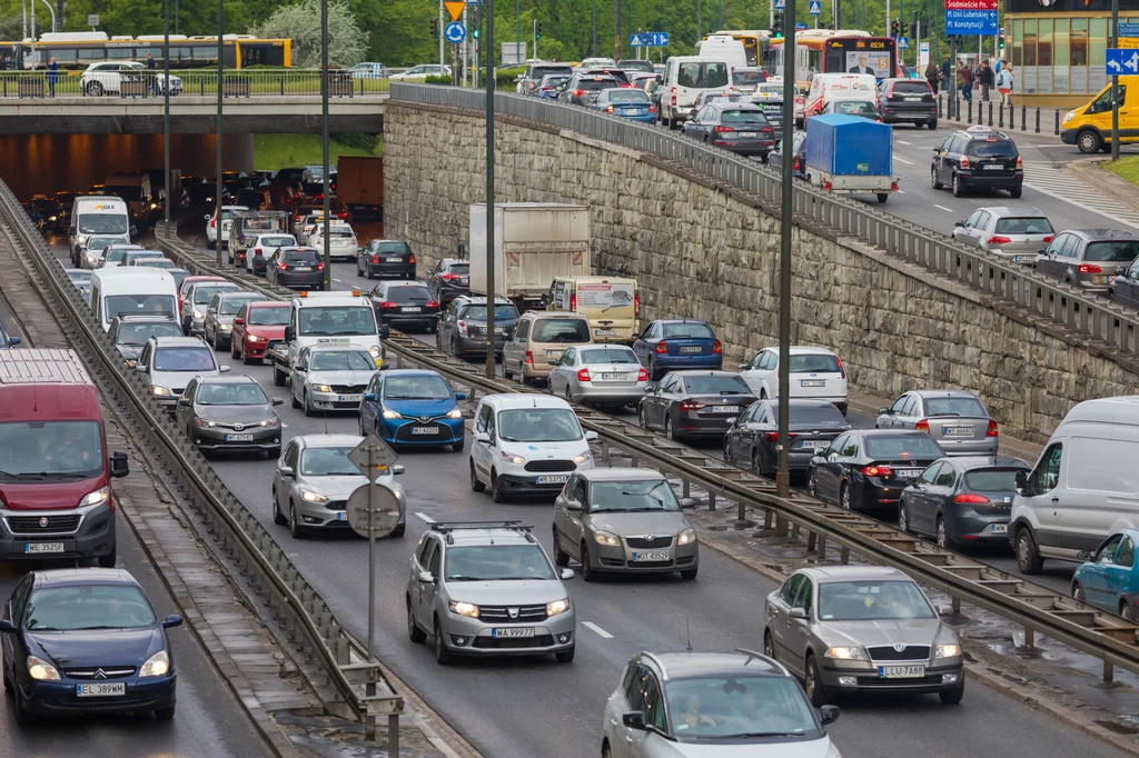 Polisą OC musi być objęty każdy pojazd mechaniczny. Wszyscy zapłacimy więcej