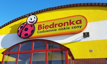 Sześć nowych sklepów Biedronki już przyjmuje klientów.