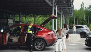 Granica fińsko-rosyjska. Służby kontrolują rosyjskie samochody