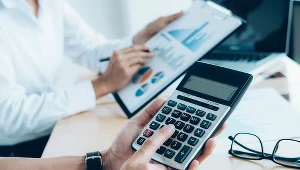 32 proc. polskich przedsiębiorców planuje w kolejnych miesiącach szukać oszczędności