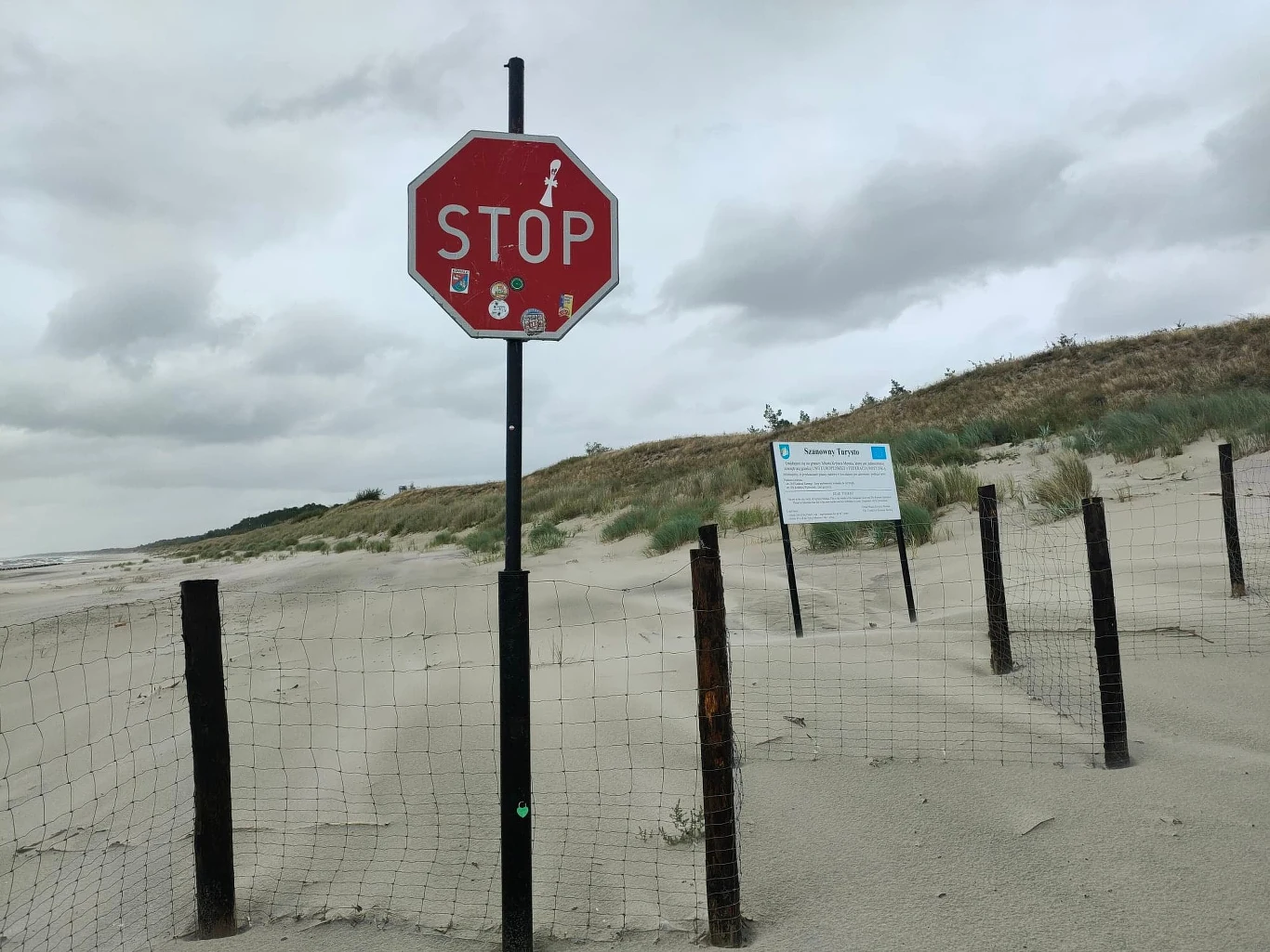 Tak wygląda polsko-rosyjska granica na plaży w Krynicy Morskiej-Piaskach