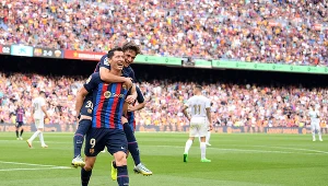 Najpierw "Lewy", później Gavi. Odebrali rekordy... trenerowi Barcelony!