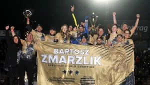 Bartosz Zmarzlik świętuje z rodziną i sponsorami zdobycie tytułu mistrza świata
