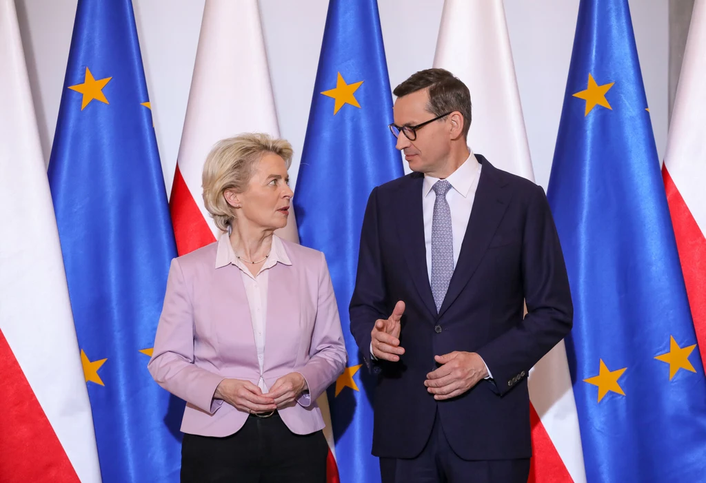 Ursula von der Leyen podczas wizyty w Warszawie w czerwcu 2022. Z Mateuszem Morawieckim rozmawiała o polskim KPO Ursula von der Leyen podczas wizyty w Warszawie w czerwcu 2022. Z Mateuszem Morawieckim rozmawiała o polskim KPO