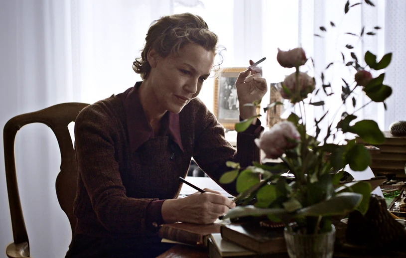 "Marzycielka - stając się Karen Blixen": Connie Nielsen