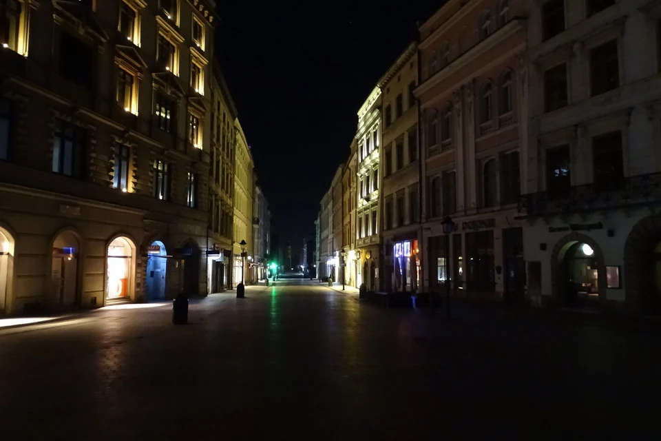 W 2020 r. Kraków na jakiś czas wyłączył latarnie uliczne w ramach oszczędności
