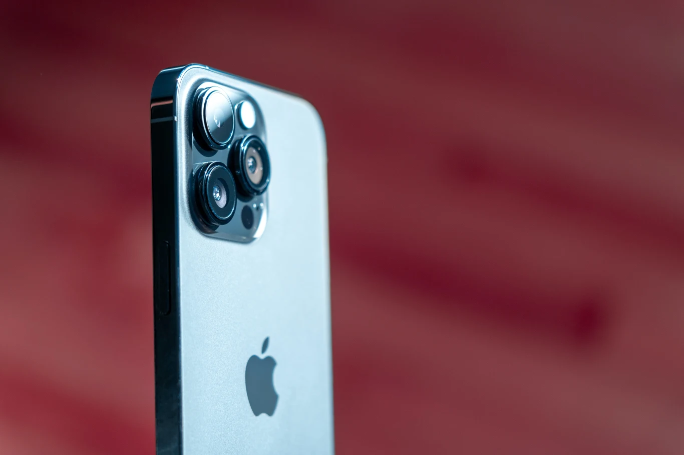 Najnowsze iPhone'y oraz iOS mają pewne problemy Najnowsze iPhone'y oraz iOS mają pewne problemy